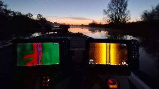 🌄 Lowrance – víc než jen elektronika. Je to společník při každém brzkém startu i každém novém rybářském dobrodružství....