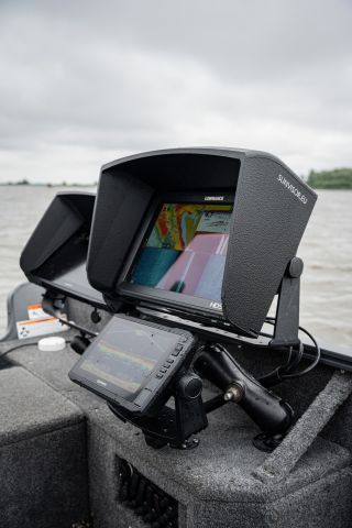 😎 Vidíte vždy přesně to, co potřebujete! Sluneční clony Sunvisor chrání váš displej před sluncem, odlesky i deštěm. ✔...